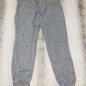 Women’s Gray Cropped Pants